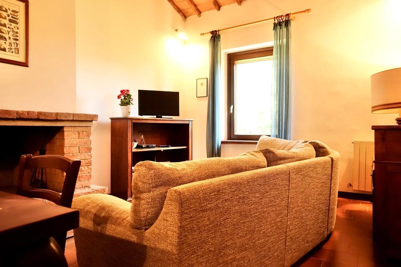 Agriturismo Montioni Sovicille Luaran gambar